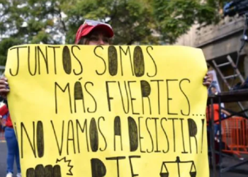 Comienza el proceso internacional contra la reforma judicial de Claudia Sheinbaum.