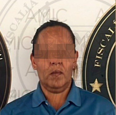 Capturan a mujer con narcóticos tras cateo en Hermosillo.