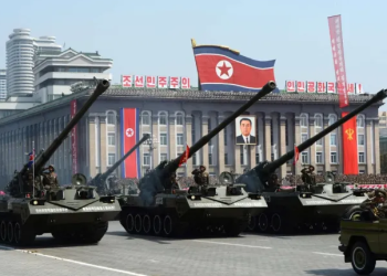 Ucrania afirma que Corea del Norte le ha entregado a Rusia más de 100 misiles balísticos y 5 millones de proyectiles de artillería.