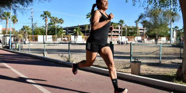 Motiva Carrera de la Unidad de Isssteson a mantener la buena salud.