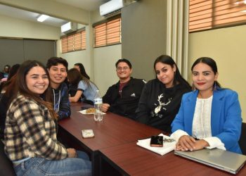 Organiza Creson Primer Foro de Investigación Educativa para Normalistas.