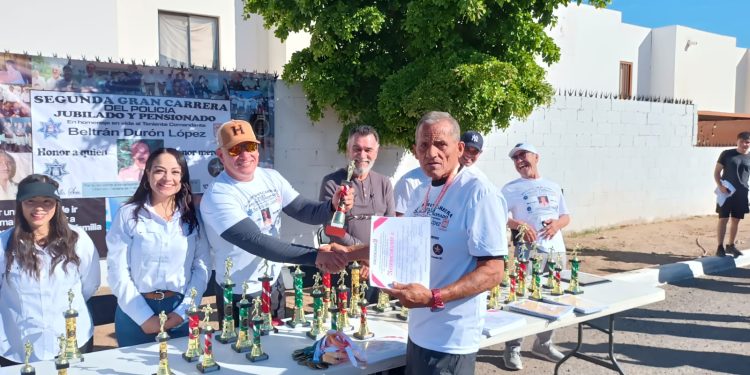 Se lleva a cabo la II Carrera de los policías pensionados y jubilados en Hermosillo.