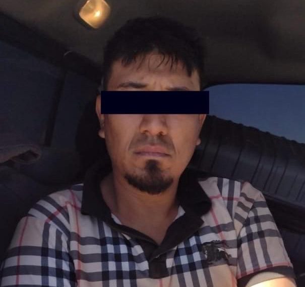 Operativo AMIC y DEFENSA en Altar detiene a individuo, asegura armamento, cartuchos y vehículos.