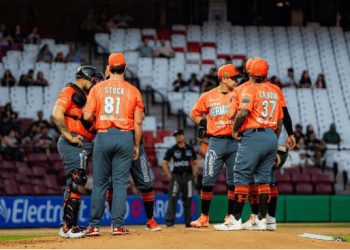 Naranjeros sufren en territorio guinda