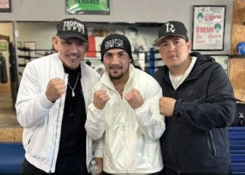 El mexicano Eddy Reynoso será el nuevo entrenador del boxeador Teófimo López, campeón mundial superligero.