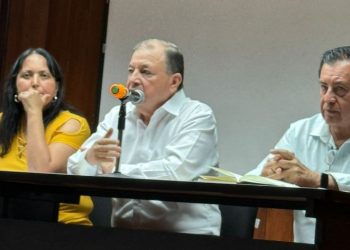 Cuauhtémoc González Valdez es electo coordinador de la Unidad Alternativa Universitaria con un contundente 68.9% de apoyo.