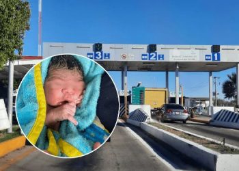 Joven da a luz a bebé en baños de caseta de cobro de Guaymas.