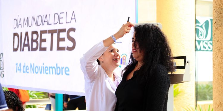 Transformar hábitos dañinos e incorporar estilos de vida saludable, fundamental para prevenir la diabetes: IMSS