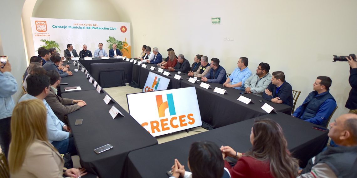 Instala Antonio Astiazarán Consejo Municipal de Protección Civil en Hermosillo para prevención de riesgos.