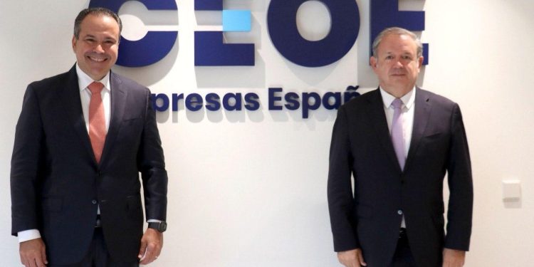 Promueve Toño Astiazarán a Hermosillo como destino de inversión ante la Confederación Española de Organizaciones Empresariales, CEOE.