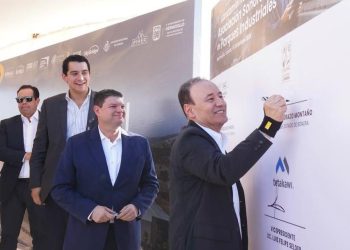 Empresarios reconocen a Gobernador Durazo por creación de Asociación de parques industriales.