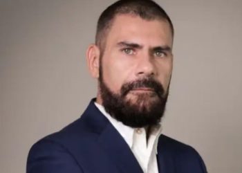 Asesinan al periodista Adriano Bachega en Monterrey, Nuevo León.