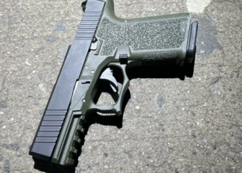 Qué son las “armas fantasmas” como la que usó Luigi Mangione.