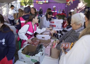Miles de sonorenses disfrutaron y aprovecharon las ofertas del Gran Bazar Navideño 2024.