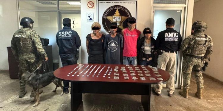 Fuerza de Tarea Interinstitucional (FTI) captura a cuatro personas y asegura droga en cateos.