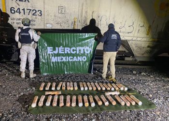 Operativo conjunto AMIC y DEFENSA asegura narcótico en vagón de tren en Nogales.