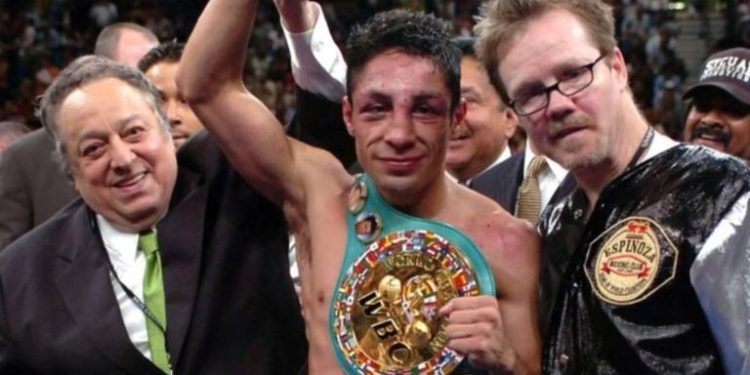 Muere el boxeador mexicano Israel “Magnífico” Vázquez tras diagnóstico de cáncer.