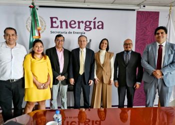 Avanza Gobernador Durazo con proyectos del Plan Sonora en coordinación con la Secretaría de Energía.