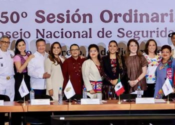 Sheinbaum regaña a gobernadores y los exhorta a ir diario a las mesas de seguridad.