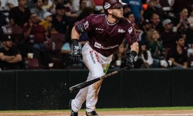 Detienen al pelotero Jesús Fabela por presunta violación.