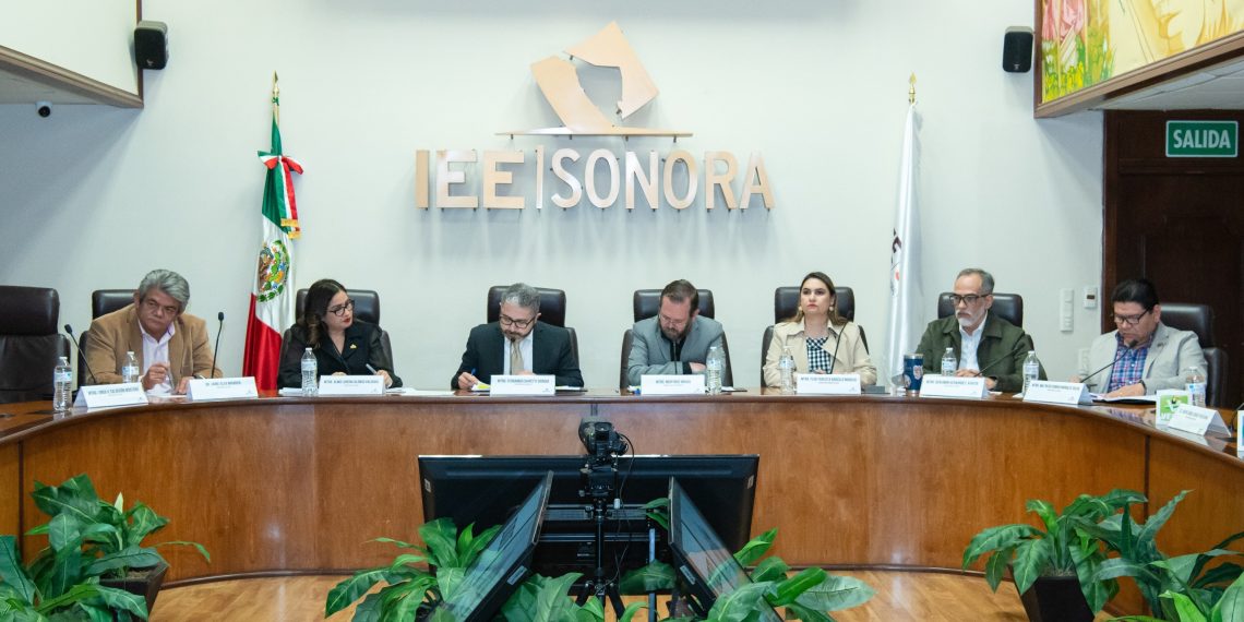 IEE Sonora garantiza entrega oportuna de prerrogativas a partidos políticos en 2025.