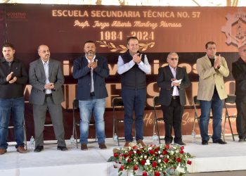 Lleva Antonio Astiazarán el programa Reciclase a la Secundaria Técnica 57.