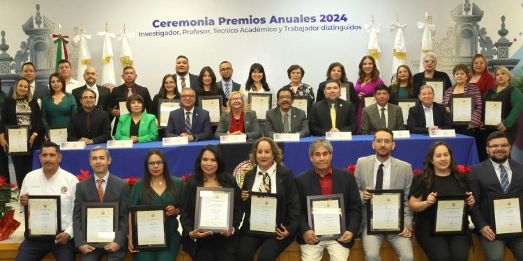 Entrega Unison Premios Anuales 2024.
