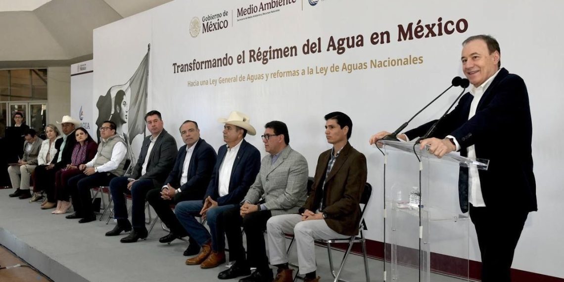 Gobernador Durazo garantiza abastecimiento de agua para municipios de Sonora.