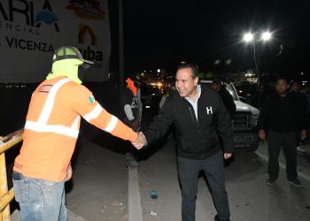 Moderniza Toño Astiazarán cruceros estratégicos de Hermosillo con concreto hidráulico.