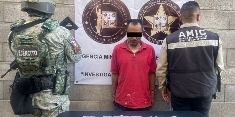 Operativo AMIC y DEFENSA captura a sujeto con droga tras cateo en Hermosillo.
