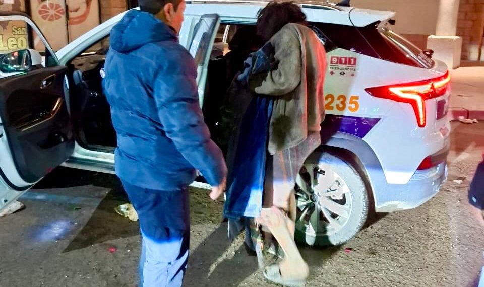 Atiende Ayuntamiento de Hermosillo a 56 personas en condición vulnerable en albergues temporales.