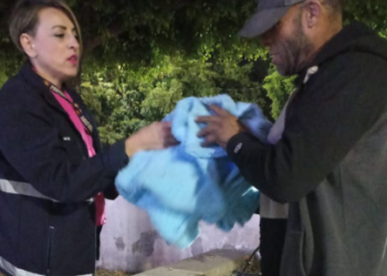 Reciben a personas vulnerables en albergues temporales del municipio por frío.