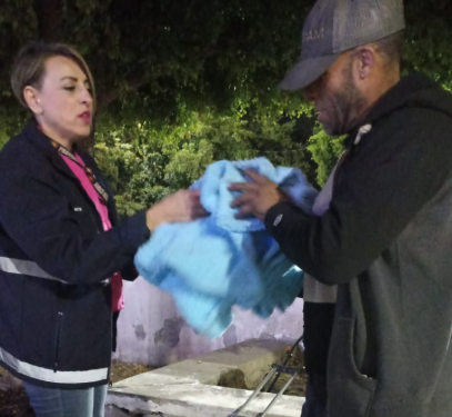 Reciben a personas vulnerables en albergues temporales del municipio por frío.