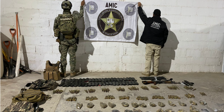 Asegura AMIC y SEMAR armas y equipo táctico en Caborca.