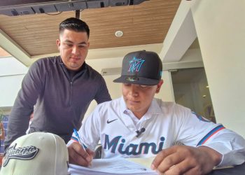 Alumno de Cobach Sonora es prospecto de Grandes Ligas.