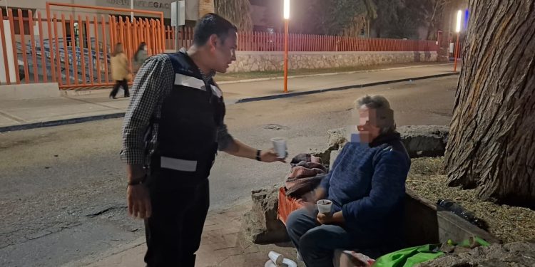 Mantiene albergues temporales Gobierno de Hermosillo para proteger a personas del frio en Hermosillo.