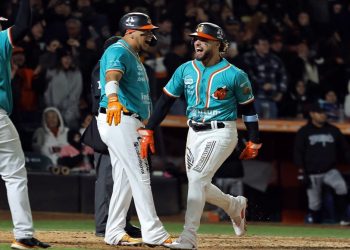 Los campeones Naranjeros de Hermosillo están en semifinales.