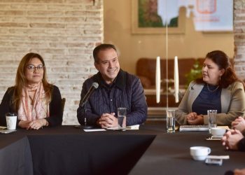 Trabaja Toño Astiazarán para convertir a Hermosillo en la ciudad solar sustentable.