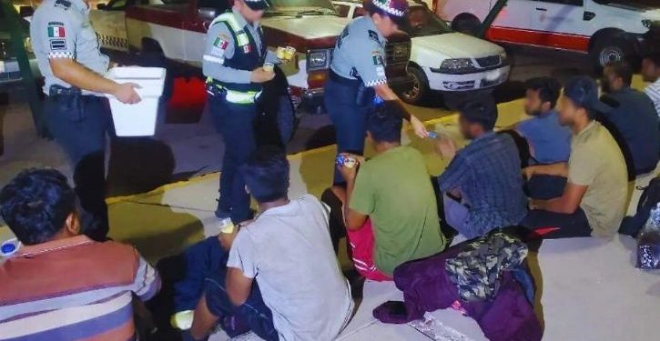 Detienen a tres jóvenes por intento de secuestro de migrantes en Nogales, Sonora.