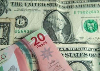 Expertos pronostican un menor avance de la economía mexicana en 2025.