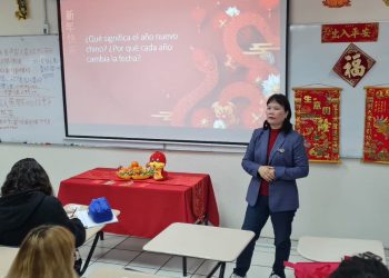 Celebran en Lenguas Extranjeras el Año Nuevo Chino.
