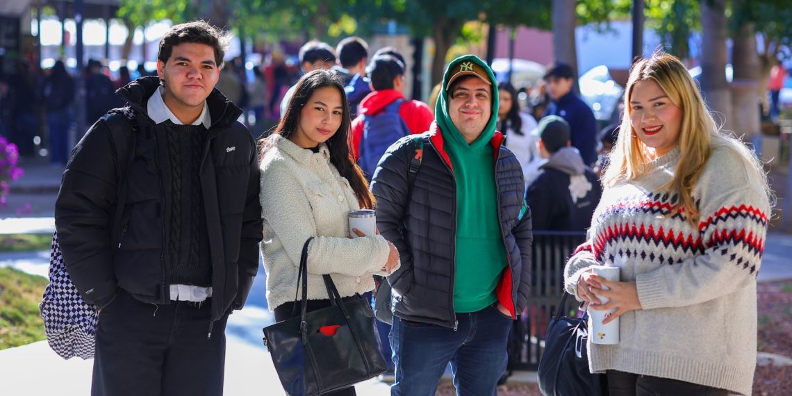 Ni el frío detiene las ganas de estudiar; alta asistencia en el inicio del semestre 2025-1 en la Unison.