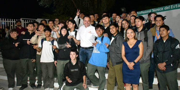 Inaugura Toño Astiazarán corredor Camina Segura en Las Quintas.