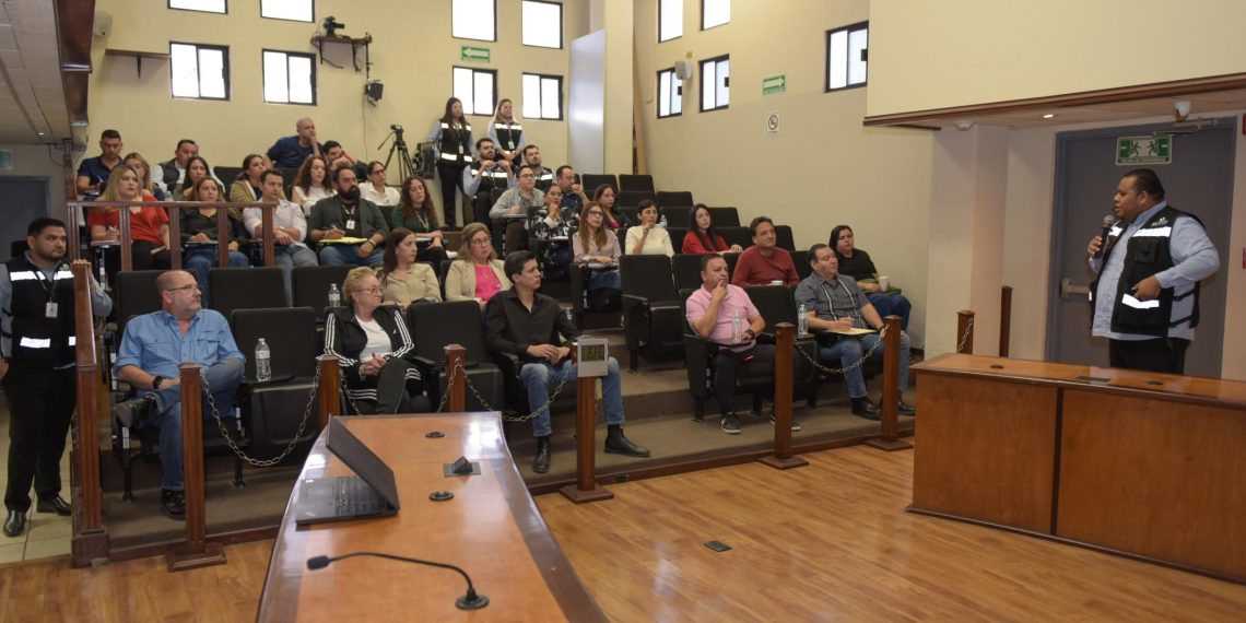 El IEE Sonora fortalece la capacitación de su personal rumbo a la Jornada Electoral Extraordinaria 2025.