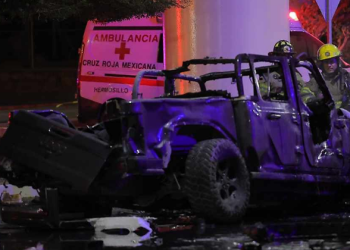 Menor que provocó choque que dejó a dos personas sin vida sí contaba con permiso para manejar: FGJE.