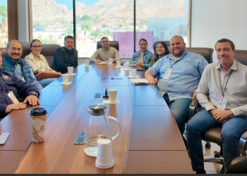 Diputado René García se reúne con la Canirac para fortalecer el sector restaurantero.