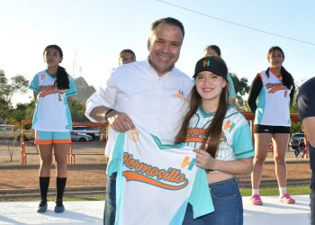 Reconoce Toño Astiazarán a deportistas representantes de Hermosillo en la etapa estatal de los Juegos Nacionales CONADE 2025.