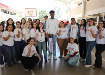 Se suma atleta olímpico al programa CecyteContiGo