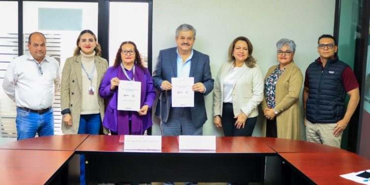 Suma ISEA a estudiantes de ITH en la labor de disminuir el rezago educativo.