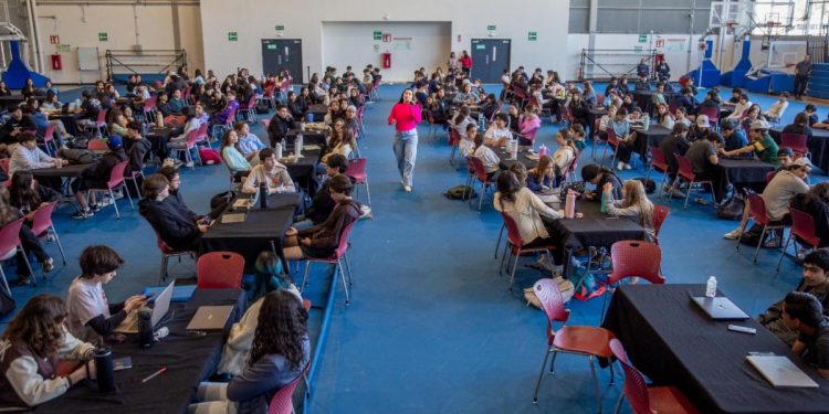 200 conferencias del programa Construyendo Juventudes: ISJ